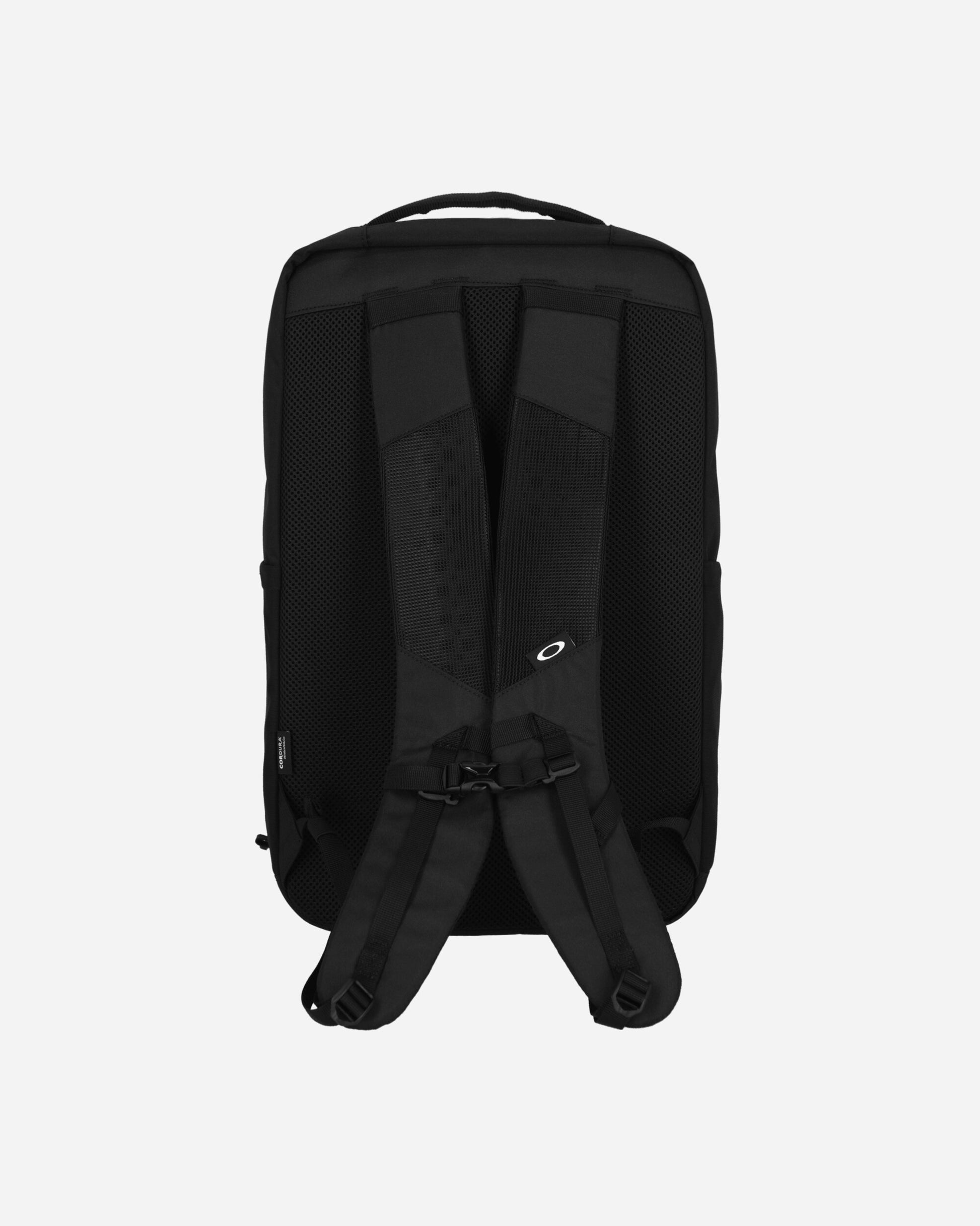 Oakley Essential Backpack M 8.0 Blackout Bags and Backpacks Backpacks FOS901737 02E