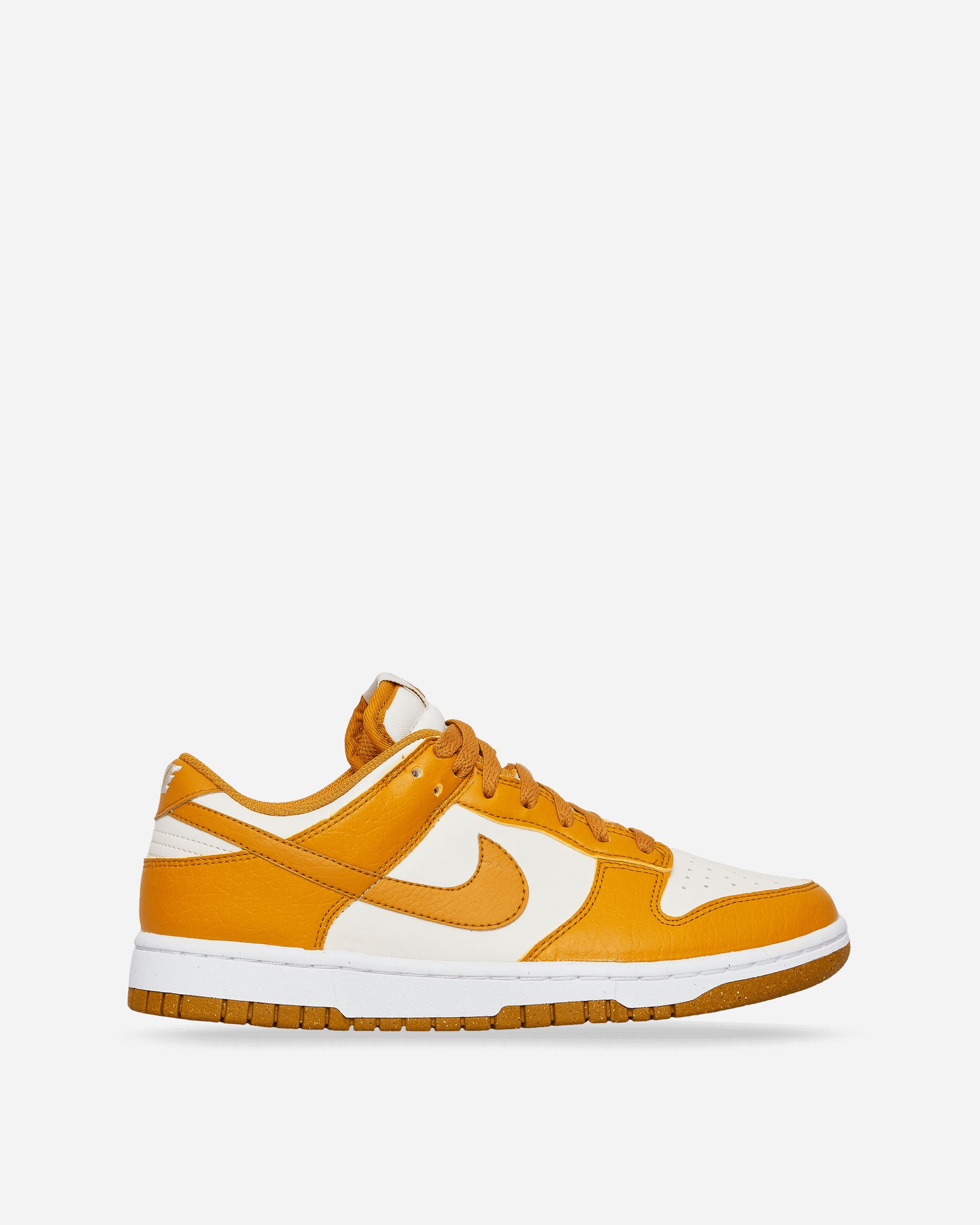 Nike Wmns Dunk Low Next Nature Phantom/Gold Suede Sneakers Low DN1431-001